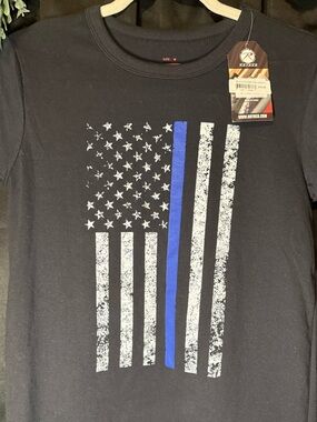 Rothco Women’s M Black Tee with Thin Blue Line Graphic